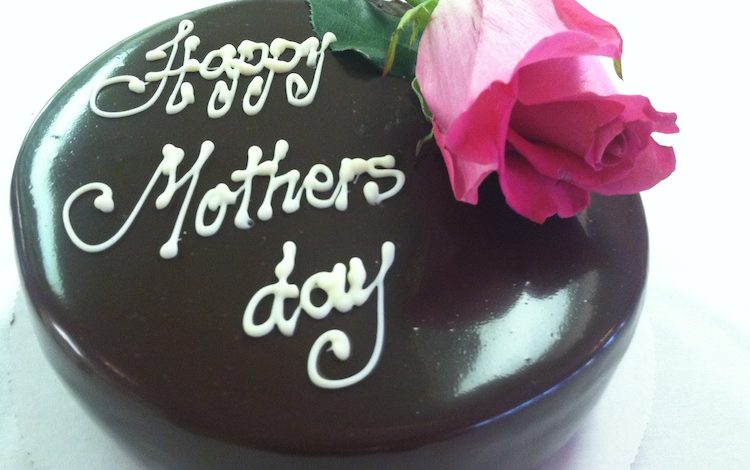 Mother’s Day Chocolate Ganache Cheesecake