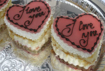 valentines-heart-cakes
