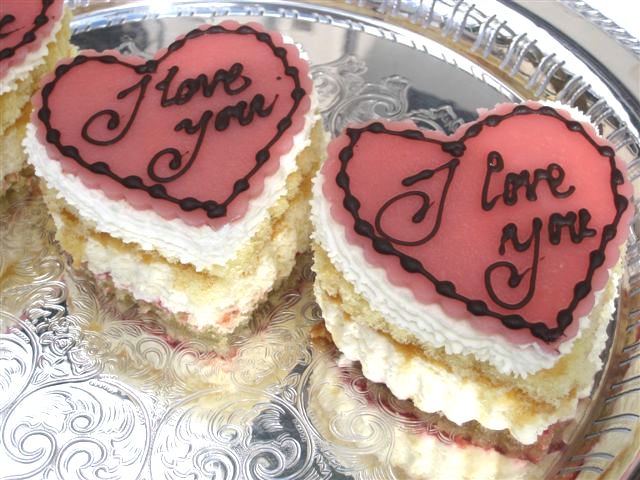 Valentines Heart Cakes
