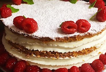 Raspberries Mille-Feuille Cake