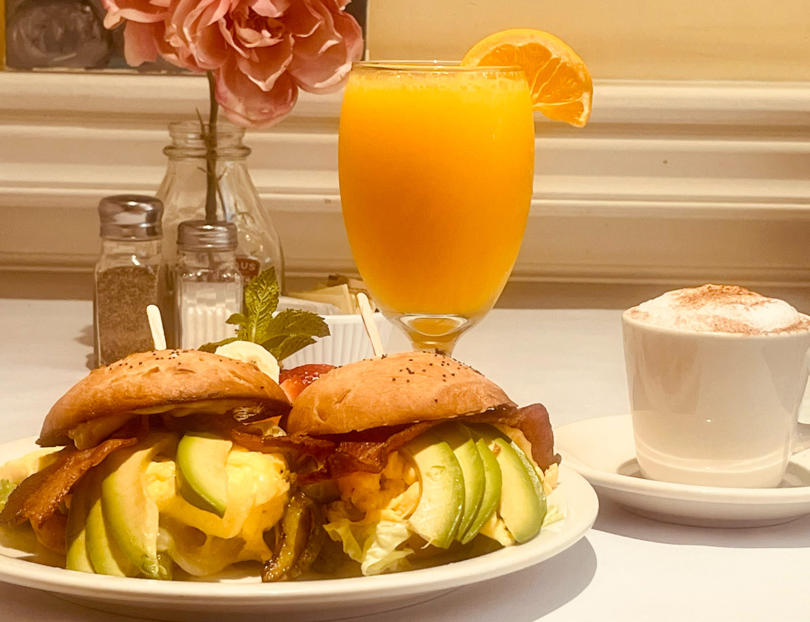 Avocado Breakfast Sandwich